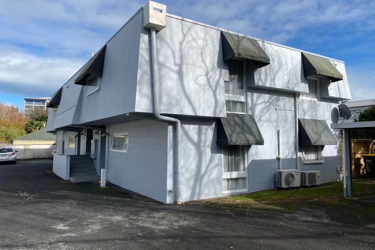 Photo of property in 25a Opoia Road, Hamilton East, Hamilton, 3216