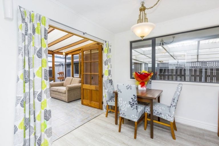 Photo of property in 13 Gemstone Drive, Birchville, Upper Hutt, 5018