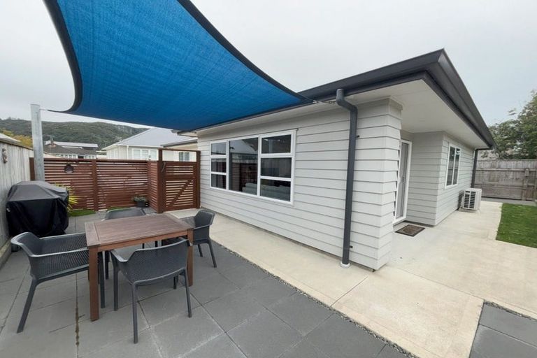 Photo of property in 23a Pearce Crescent, Taita, Lower Hutt, 5011