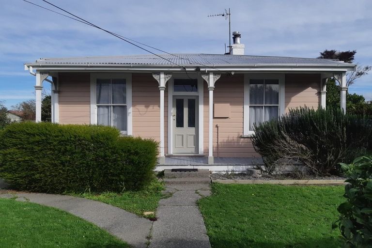 Photo of property in 6 Hayward Street, Featherston, 5710