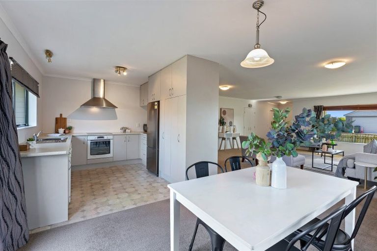 Photo of property in 6 Waihurihia Street, Otaki, 5512