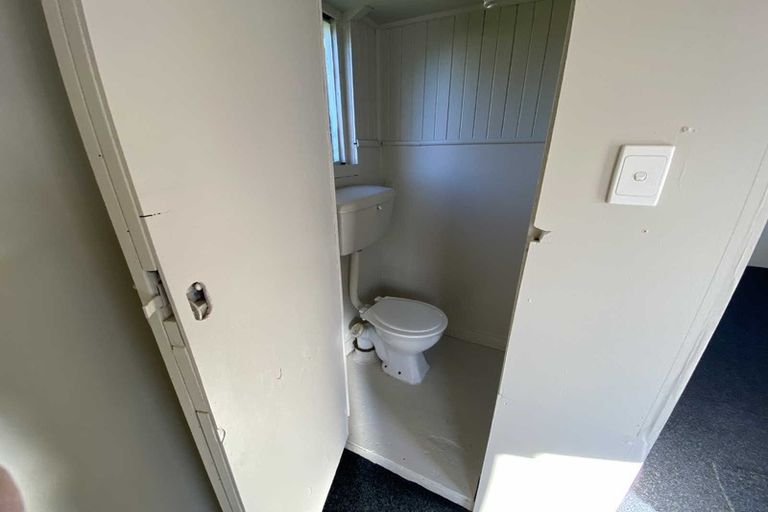 Photo of property in 63 Aorangi Road, Bryndwr, Christchurch, 8053