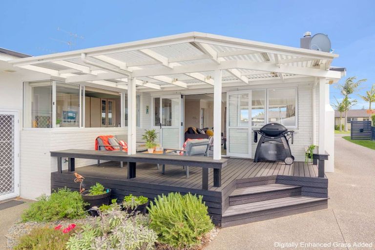 Photo of property in 25 Hillcrest Road, Otumoetai, Tauranga, 3110