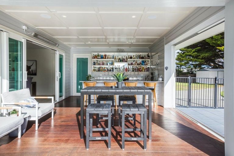 Photo of property in 71 Matatua Road, Raumati Beach, Paraparaumu, 5032