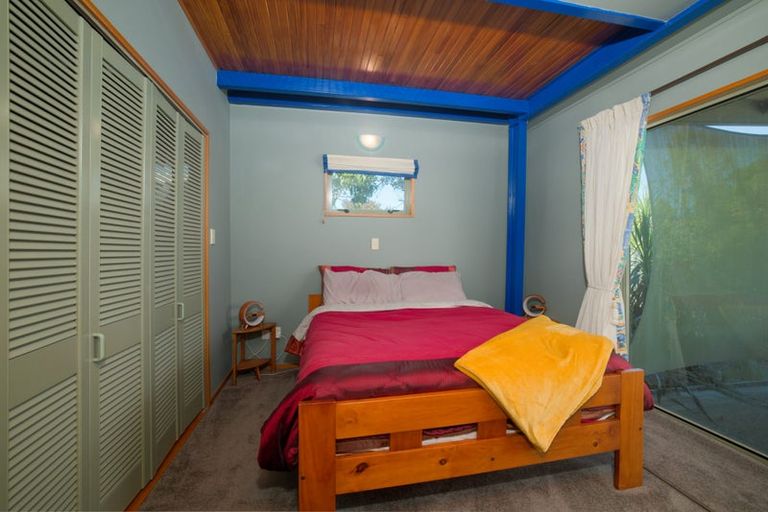 Photo of property in 13 Kotare Place, South Bay, Kaikoura, 7300