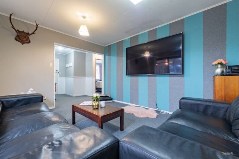 Photo of property in 8 Calypso Street, Grenada North, Wellington, 5028