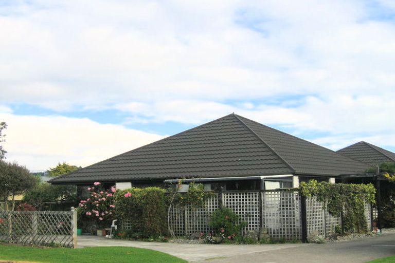 Photo of property in 1/49 Tutanekai Street, Paraparaumu, 5032