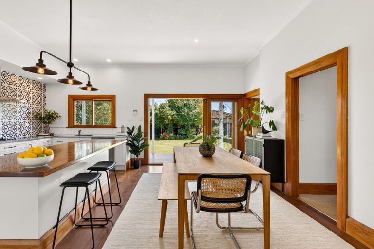 Photo of property in 1002 Fitzroy Avenue, Mahora, Hastings, 4120