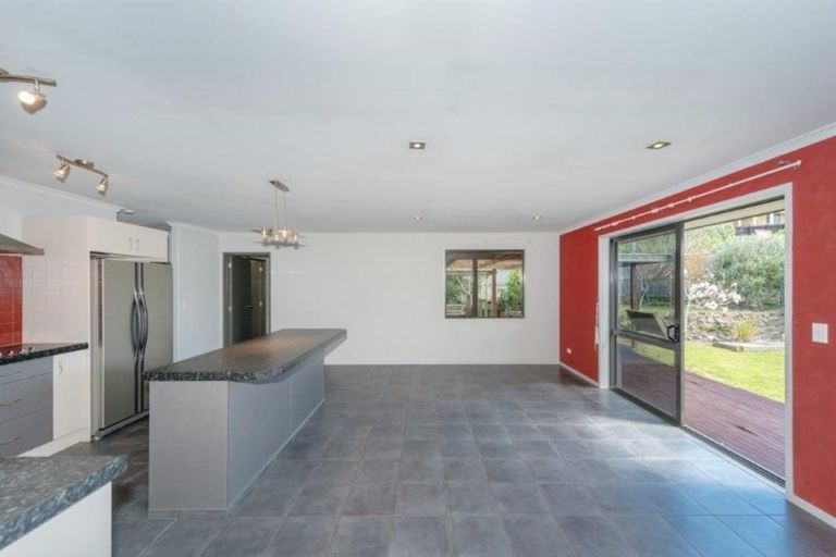 Photo of property in 109 Farnborough Drive, Grandview Heights, Hamilton, 3200