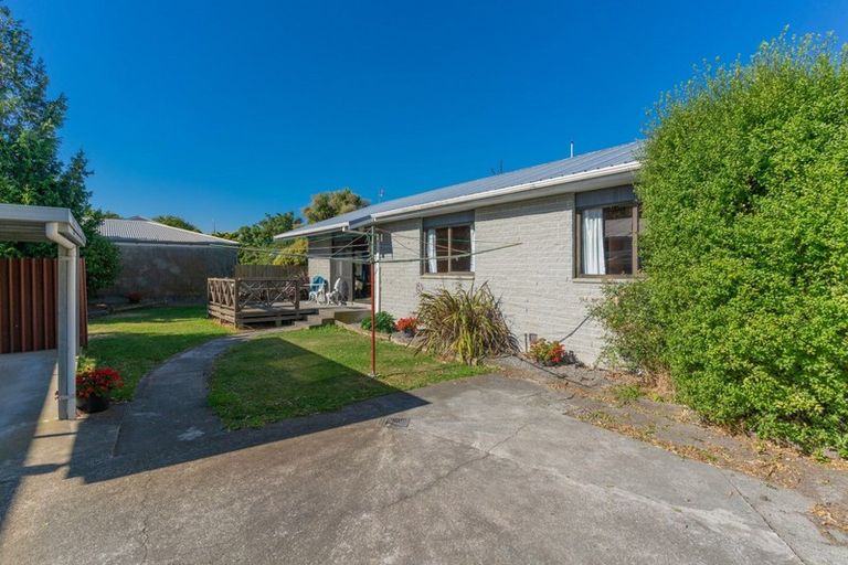 Photo of property in 2/13 Frederick Street, Waltham, Christchurch, 8011