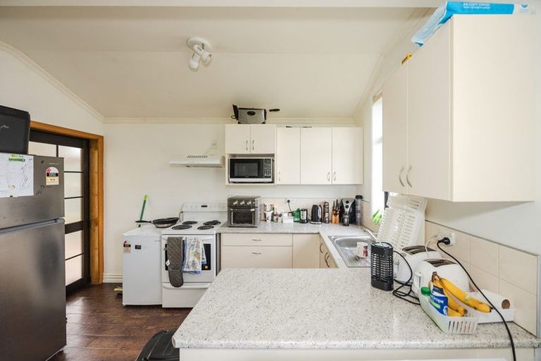 Photo of property in 15 Kelvin Street, South Hill, Oamaru, 9400