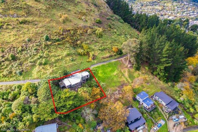 Photo of property in 15 Harmans Road, Lyttelton, 8082