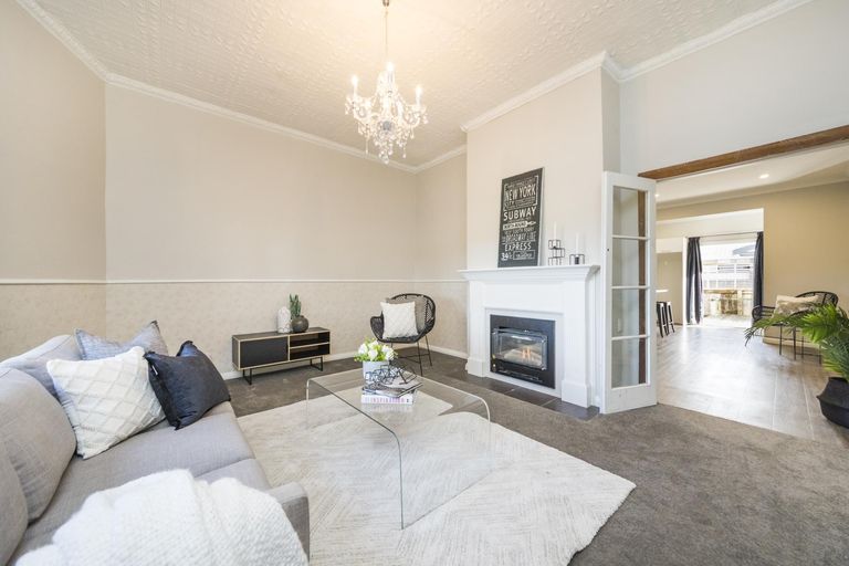 Photo of property in 849 Main Street, Roslyn, Palmerston North, 4414