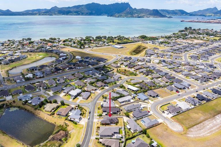 Photo of property in 20 Kowi Lakes Drive, One Tree Point, 0118