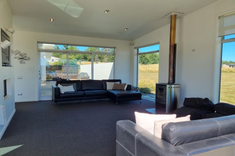 Photo of property in 12 Pollock Place, Lake Tekapo, 7999