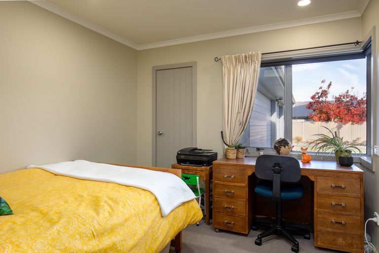 Photo of property in 140 Fache Street, Clyde, 9330