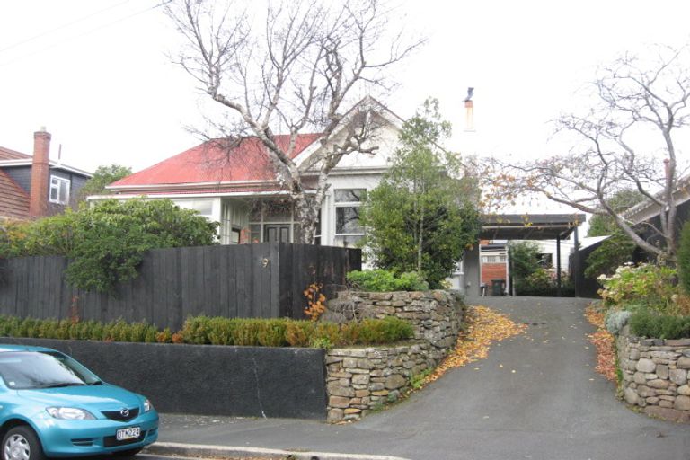 Photo of property in 9 Belgrave Crescent, Kaikorai, Dunedin, 9010