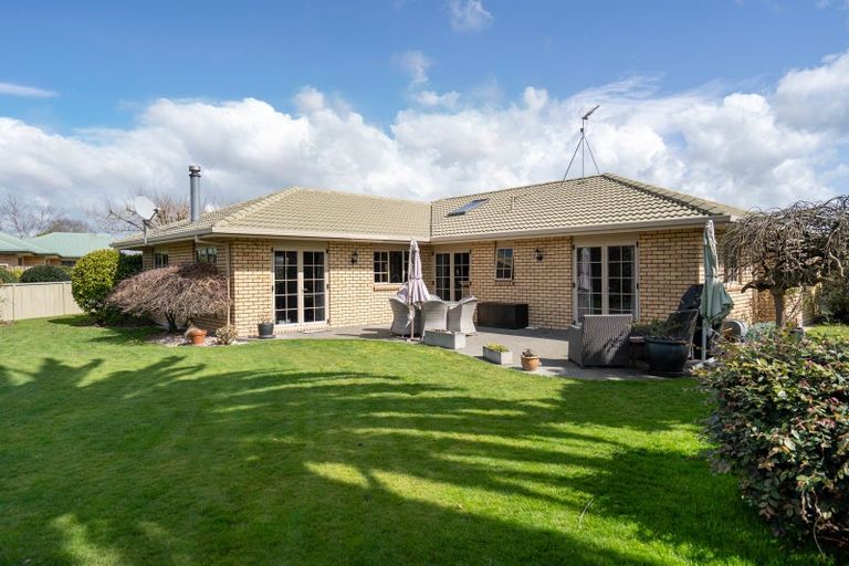 Photo of property in 14 Alba Place, Cambridge, 3434