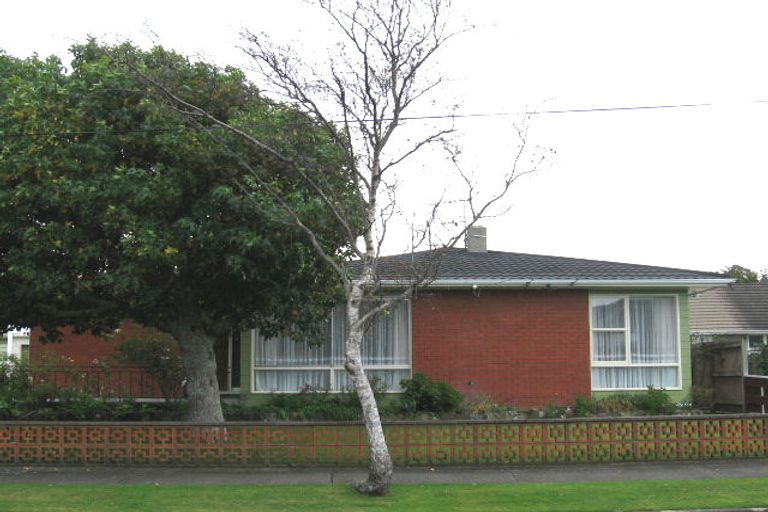 Photo of property in 4 Rosebank Avenue, Avalon, Lower Hutt, 5011