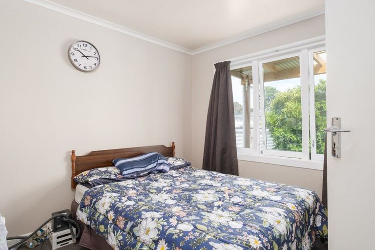 Photo of property in 24 Haldane Street, Elgin, Gisborne, 4010