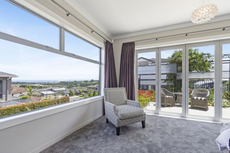 Photo of property in 27 Aldon Lane, The Gardens, Auckland, 2105