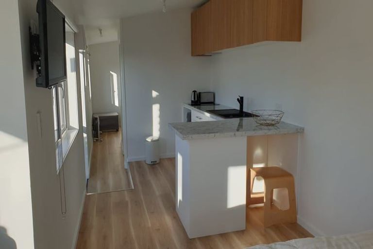 Photo of property in 122 Constable Street, Newtown, Wellington, 6021