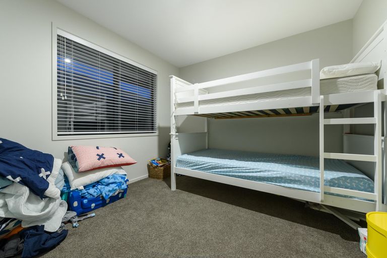 Photo of property in 18 Cupples Street, Papamoa Beach, Papamoa, 3118