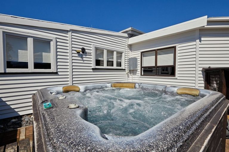 Photo of property in 166a Beach Road, Kaikoura, 7300