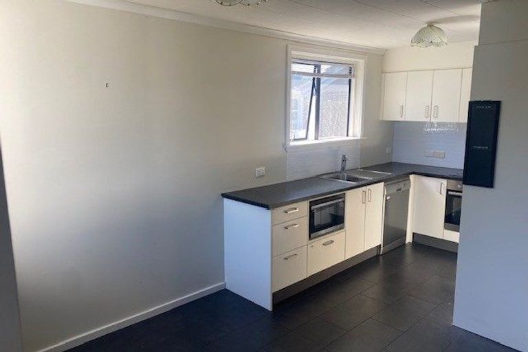 Photo of property in 41 Suva Street, Upper Riccarton, Christchurch, 8041