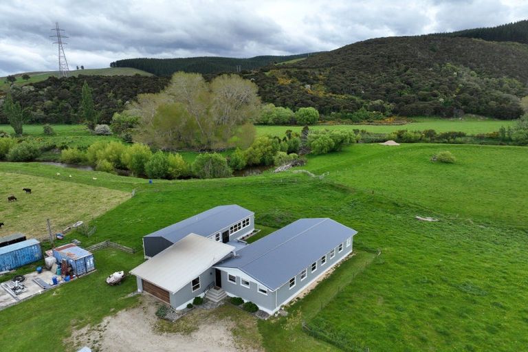 Photo of property in 115 Waipori Falls Road, Berwick Forest, Outram, 9073