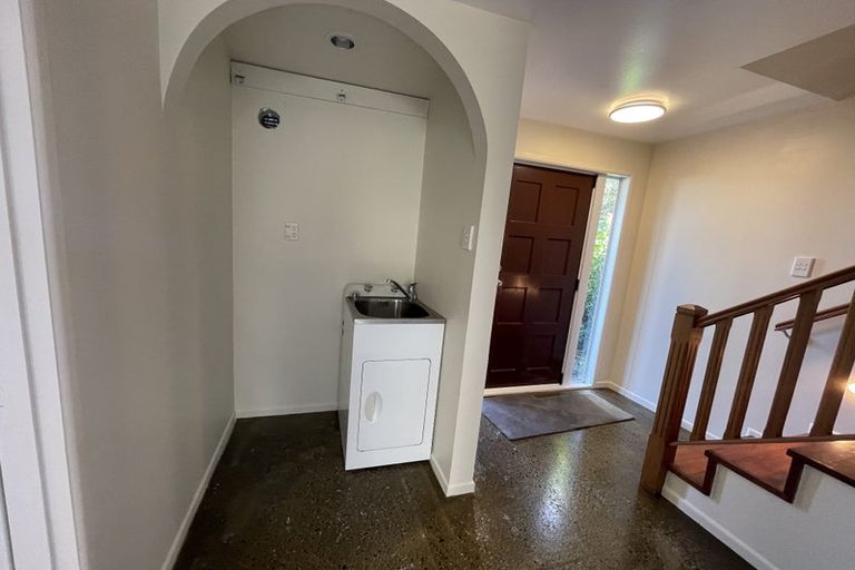 Photo of property in 35 Alma Road, Milford, Auckland, 0620