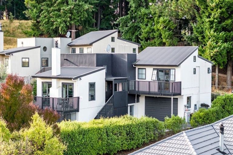 Photo of property in 13 Trevathan Lane, Wanaka, 9305