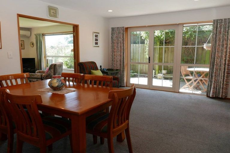 Photo of property in 1/96 Withells Road, Avonhead, Christchurch, 8042