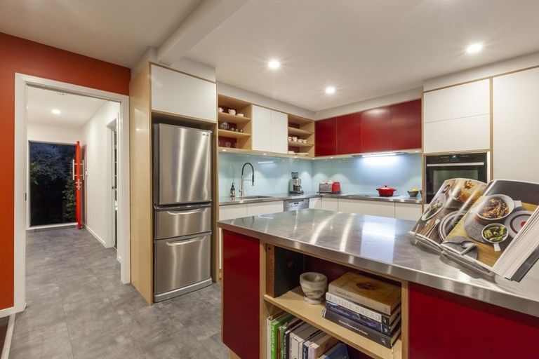 Photo of property in 12 Allen Road, Raumati Beach, Paraparaumu, 5032