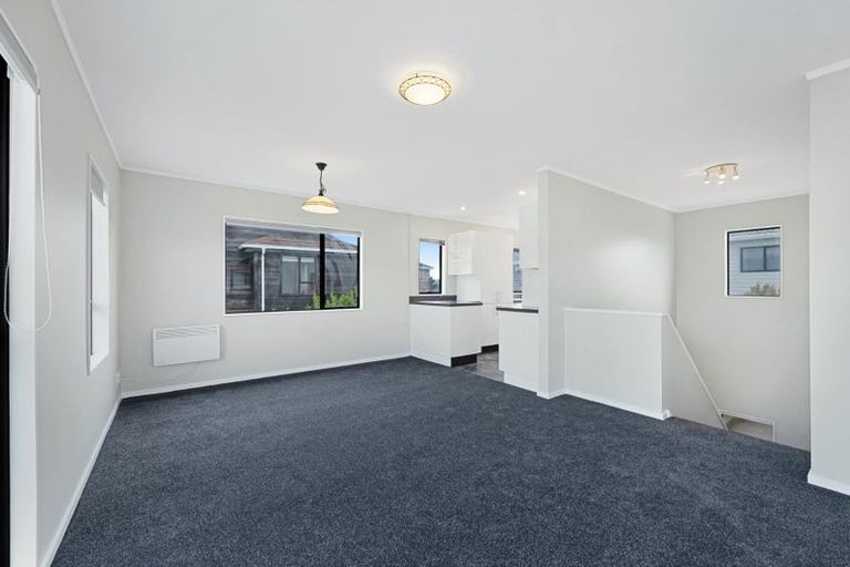 Photo of property in 8a Shastri Terrace, Khandallah, Wellington, 6035