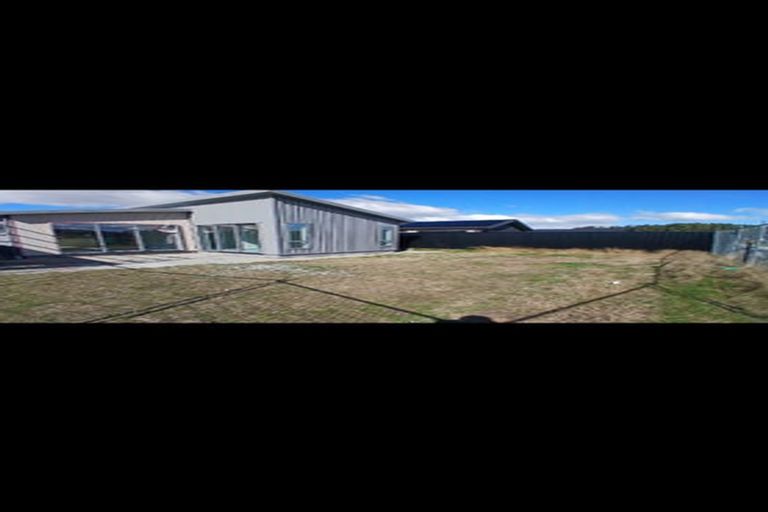 Photo of property in 40 Gillespie Street, Lake Hawea, 9382