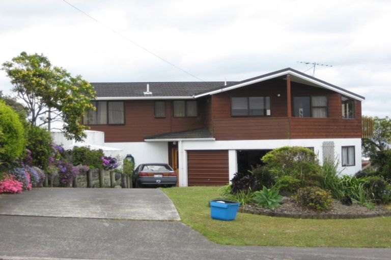 Photo of property in 1042 Whangaparaoa Road, Tindalls Beach, Whangaparaoa, 0930