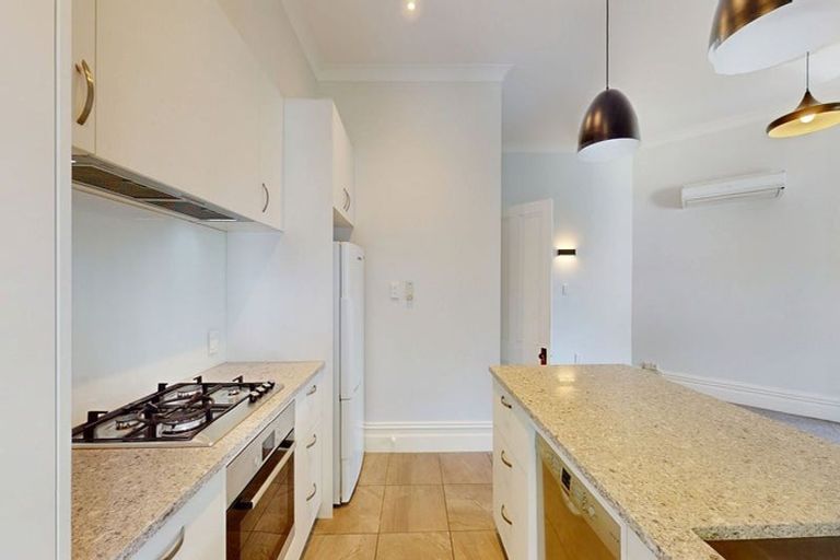 Photo of property in 44 Aurora Terrace, Kelburn, Wellington, 6012