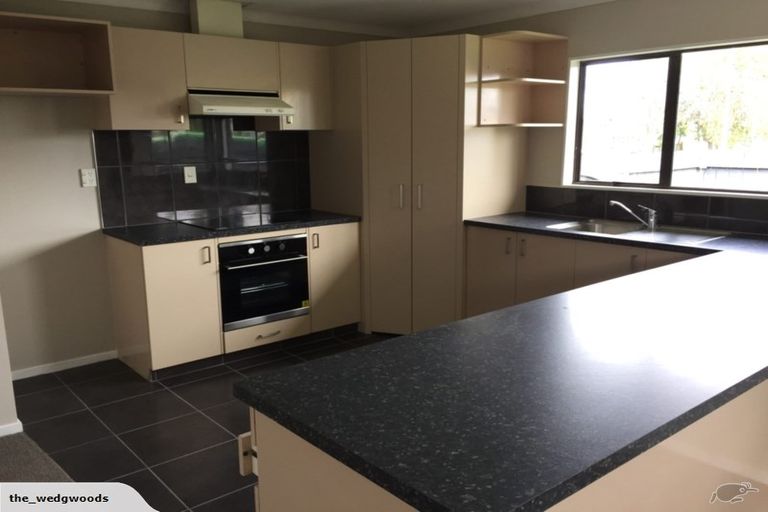 Photo of property in 2/20 Fife Crescent, Tamatea, Napier, 4112