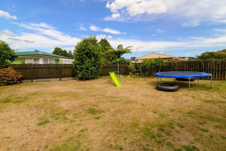 Photo of property in 17 Clouston Crescent, Fenton Park, Rotorua, 3010