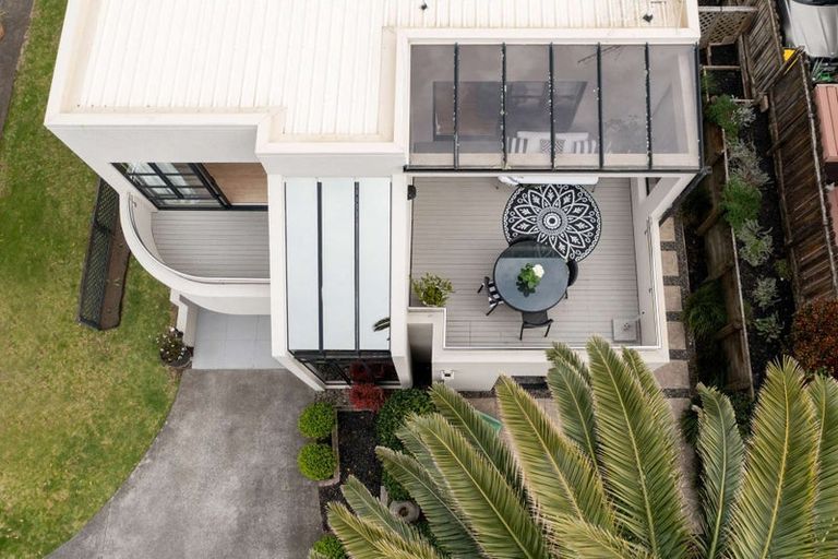 Photo of property in 21a Sunbrae Grove, Mount Maunganui, 3116