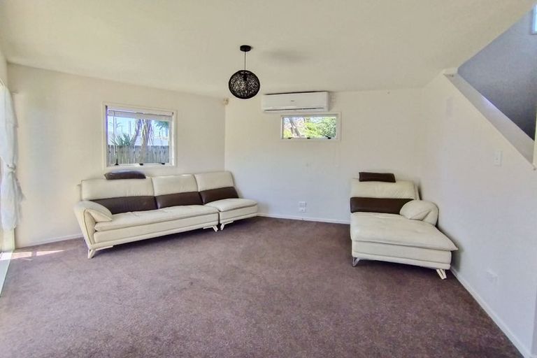 Photo of property in 131i St Georges Road, Avondale, Auckland, 0600