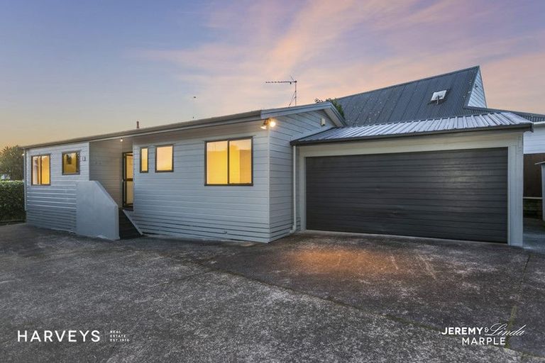 Photo of property in 1/21 Rosier Road, Glen Eden, Auckland, 0602