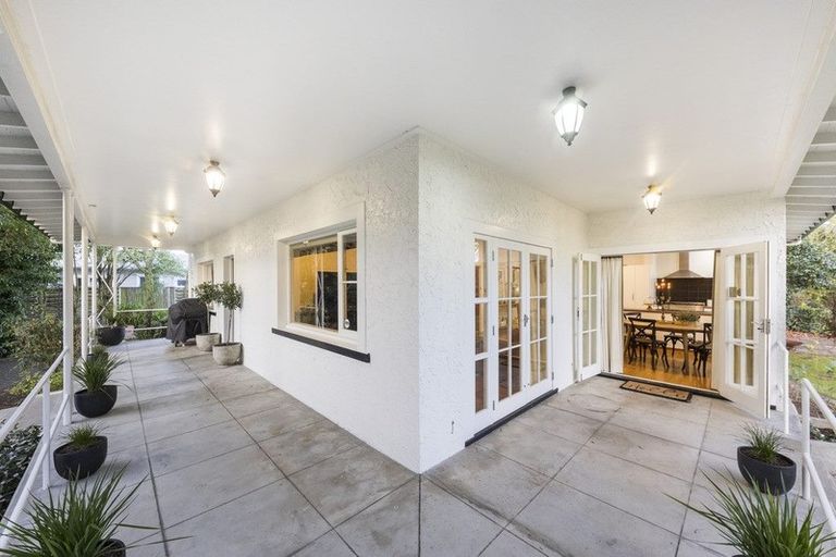 Photo of property in 9 Jickell Street, Hokowhitu, Palmerston North, 4410