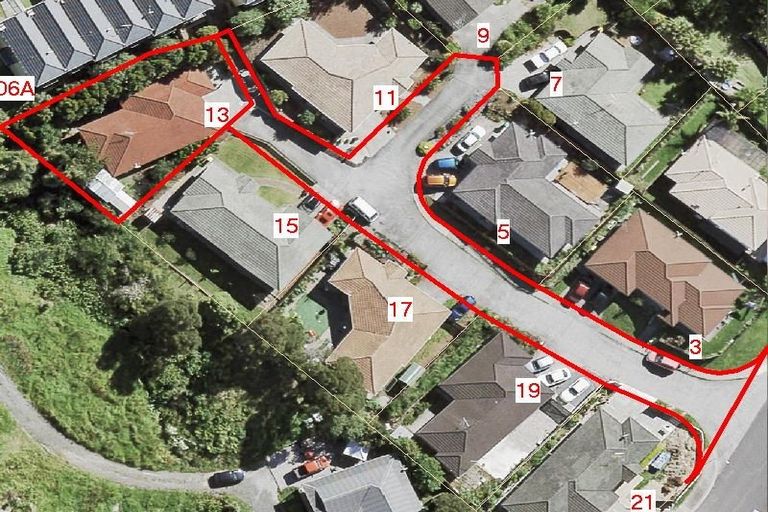 Photo of property in 13 Shah Place, Glen Eden, Auckland, 0602