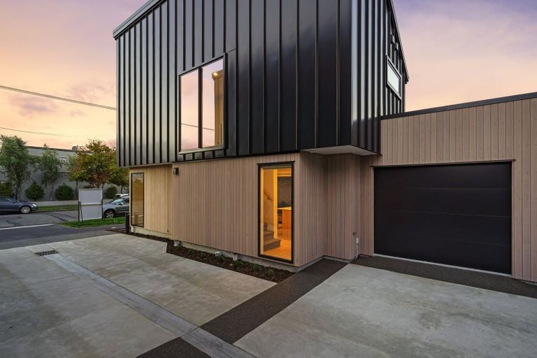 Photo of property in 1/62 Derby Street, St Albans, Christchurch, 8014