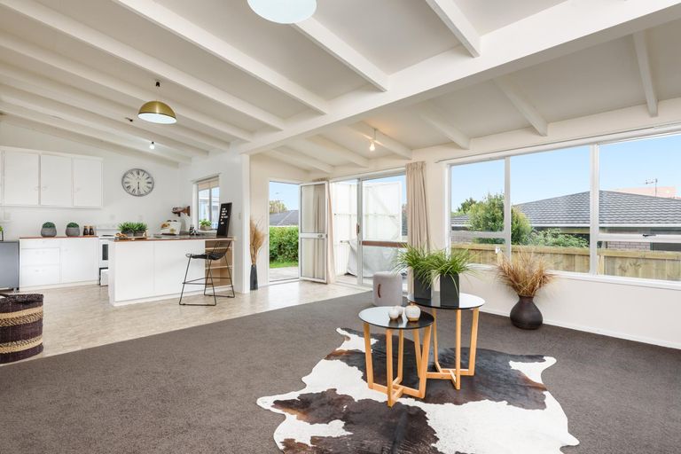 Photo of property in 42a Dickson Road, Papamoa Beach, Papamoa, 3118