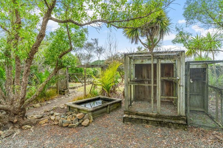 Photo of property in 2081 Paparoa Valley Road, Paparoa, 0571