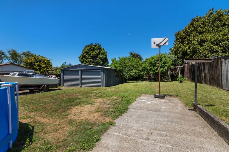 Photo of property in 18 Orchard Rise, Rosehill, Papakura, 2113