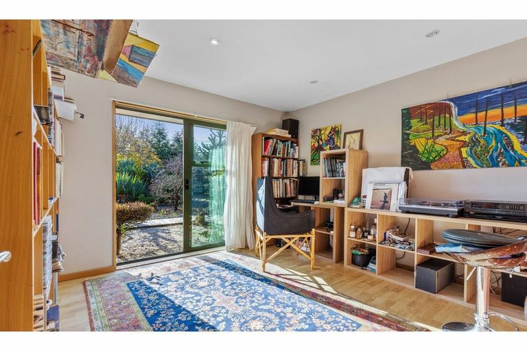 Photo of property in 33 Willowside Place, Amberley, 7410